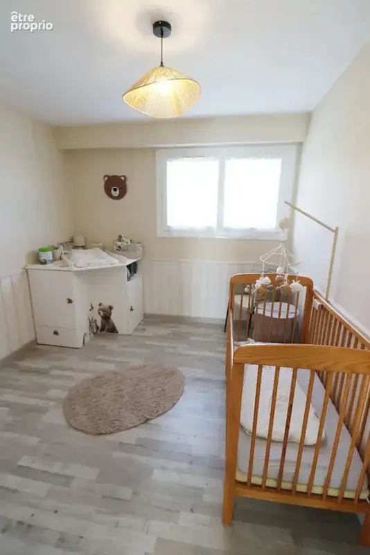 maison familiale de 126m² avec jardin clos à Saint-Florent-le-Vieil - photo 7