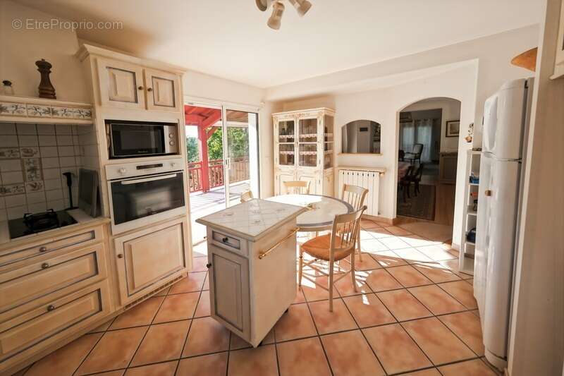 Maison à BASSUSSARRY