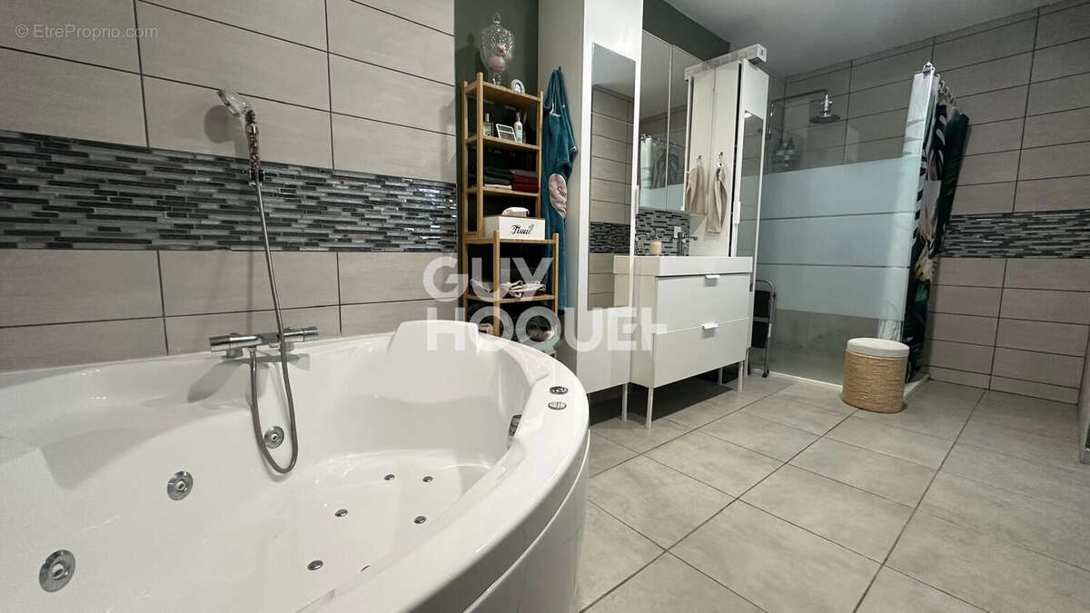 Maison à MANTES-LA-JOLIE