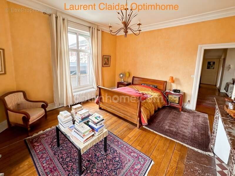 Maison à SAINT-QUENTIN