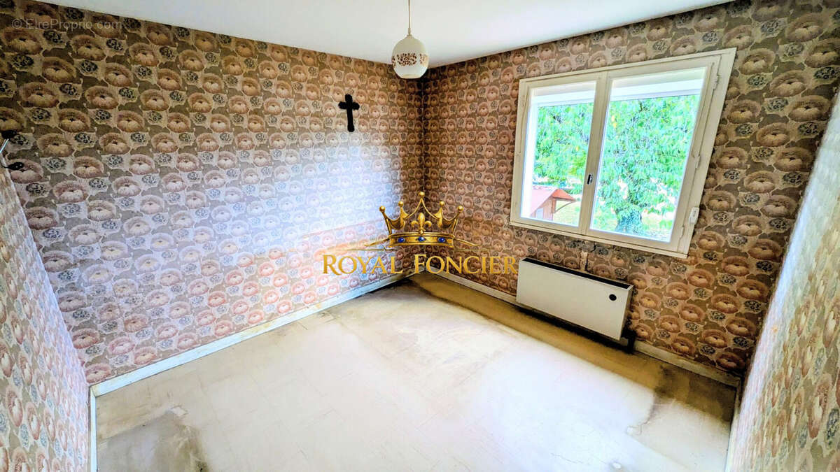 Maison 59 m² à Dange-Saint-Romain  - photo 5