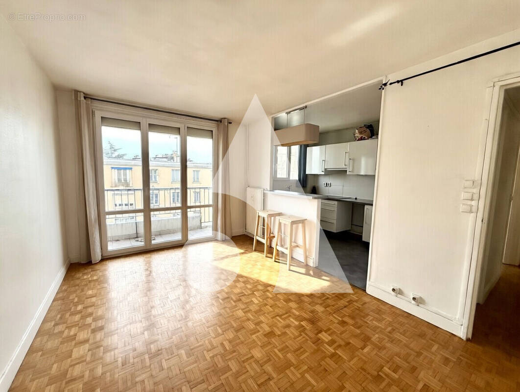 Appartement à SAINT-MAUR-DES-FOSSES