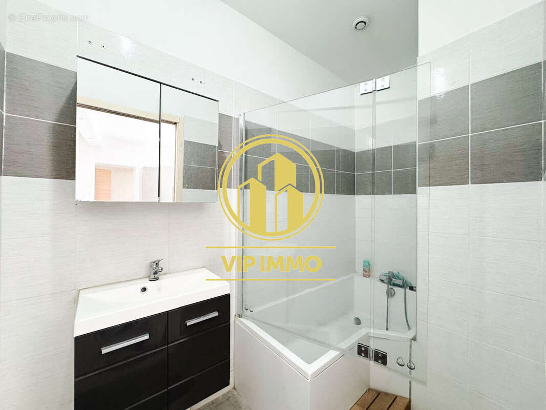 Appartement 94 m² à Lille  - photo 9