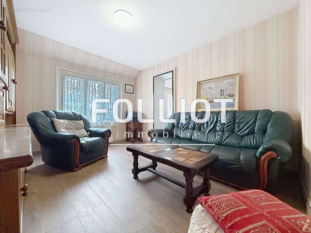 A VENDRE Maison 4 pièces à vendre à Heugueville-sur-Sienne - photo 7