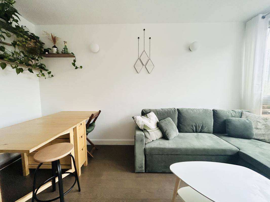 Appartement à AUBERVILLIERS