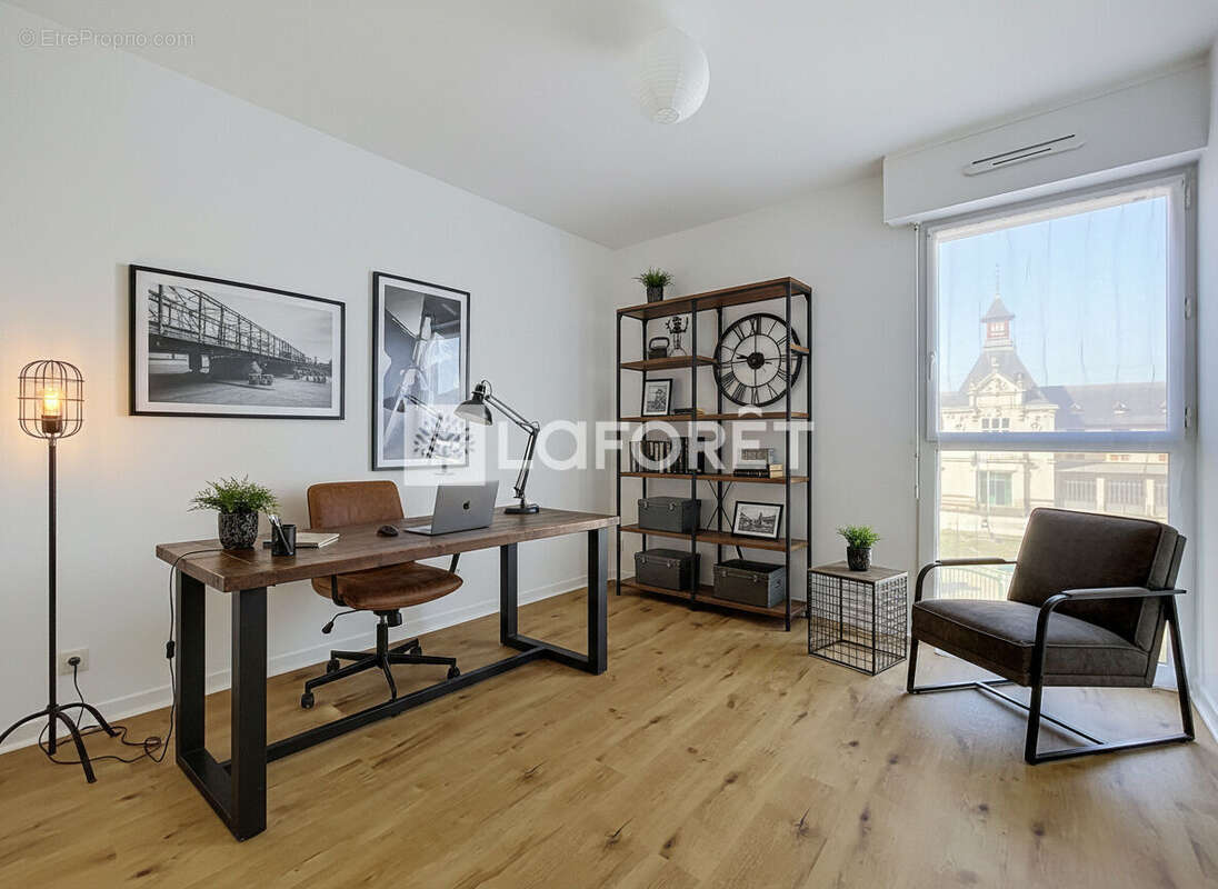 Appartement de type 4 de 85m² entièrement rénové. - photo 4