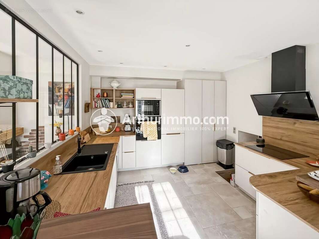 Maison à SOISY-SUR-SEINE