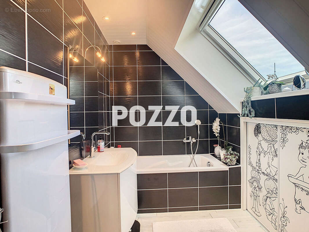 Maison à BRICQUEVILLE-LA-BLOUETTE