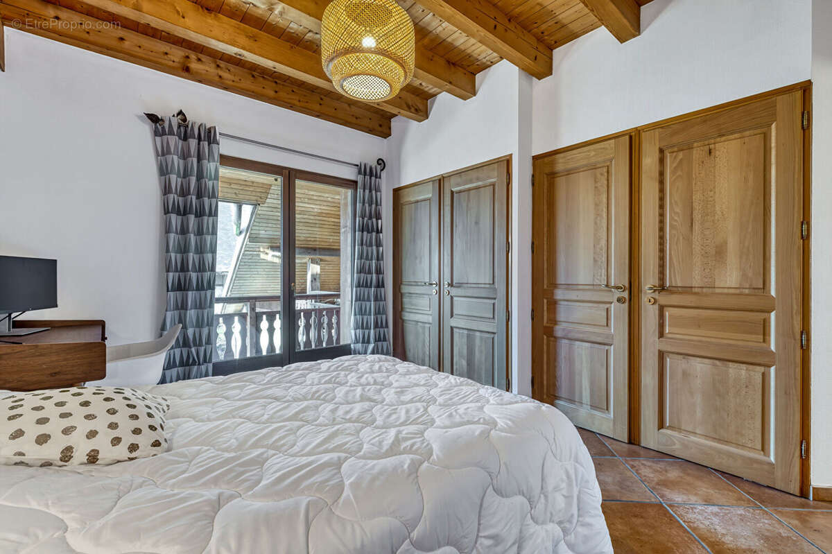 Maison à DINGY-SAINT-CLAIR