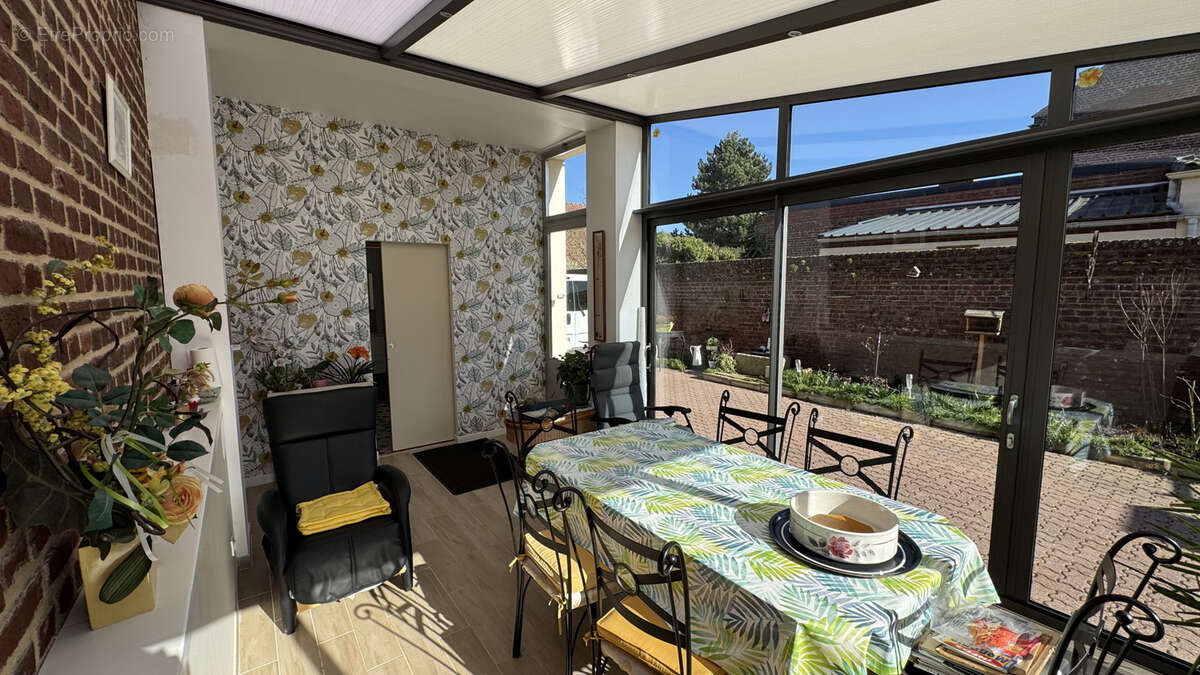 Maison à AIX-NOULETTE