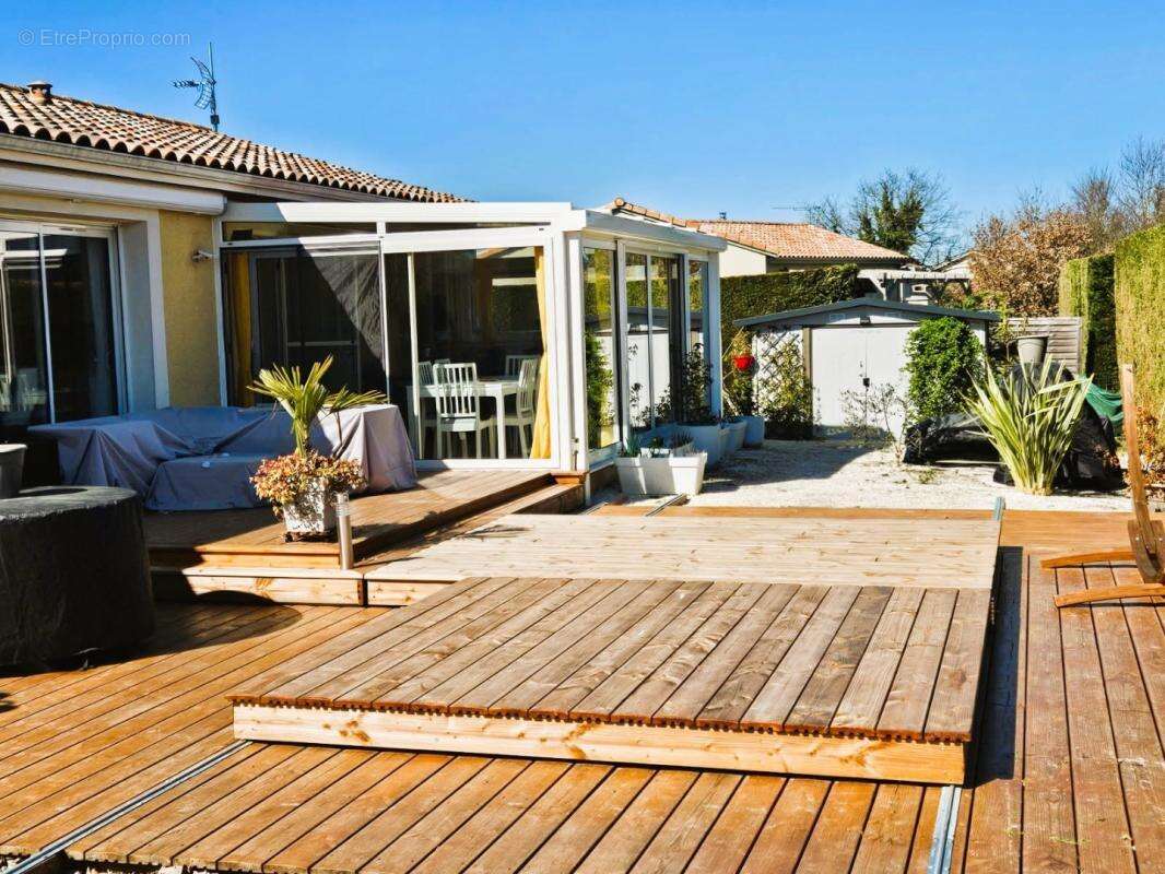 Maison à LA VILLE-DIEU-DU-TEMPLE