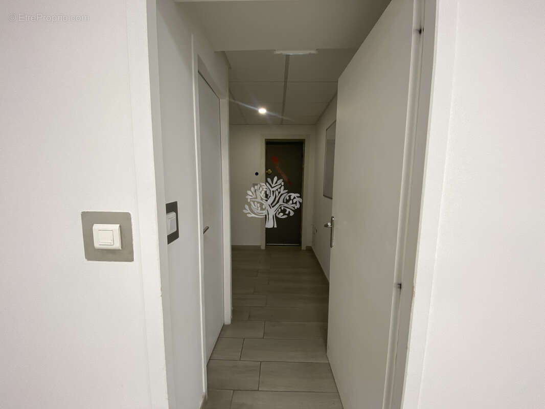 Commerce à SANARY-SUR-MER