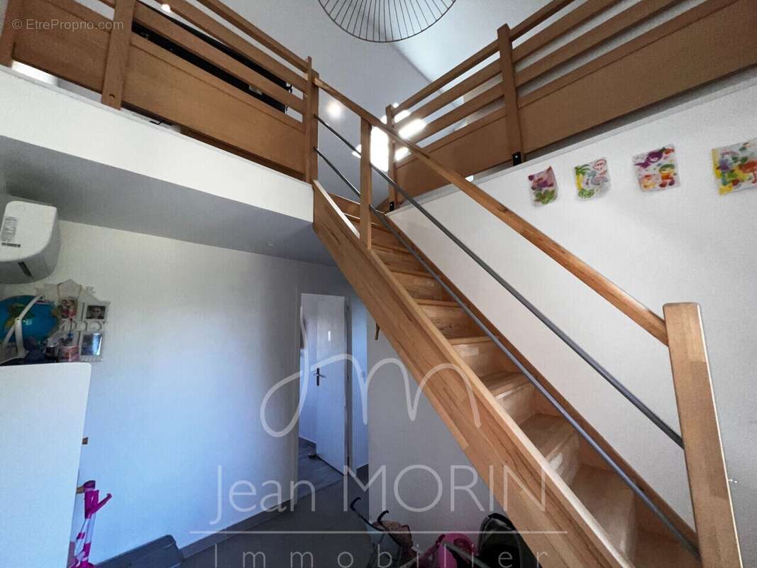 Maison à SAINT-MARCEL-LES-VALENCE