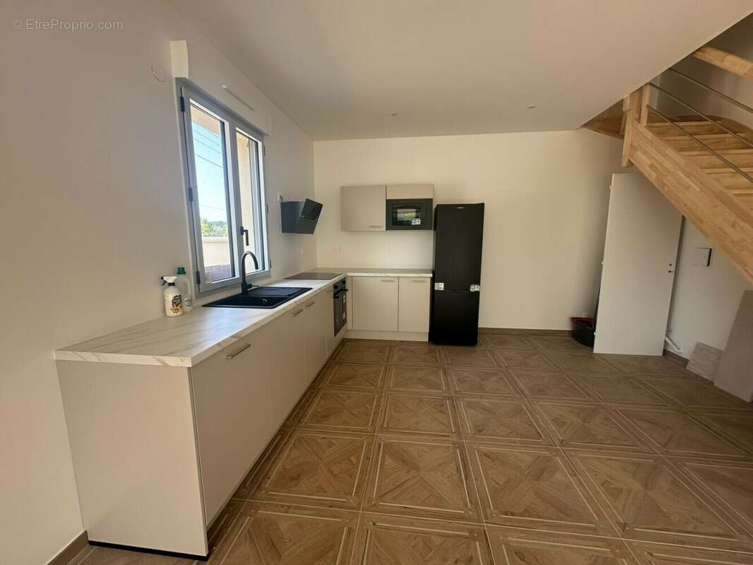 Maison 95 m² à Thomery  - photo 2