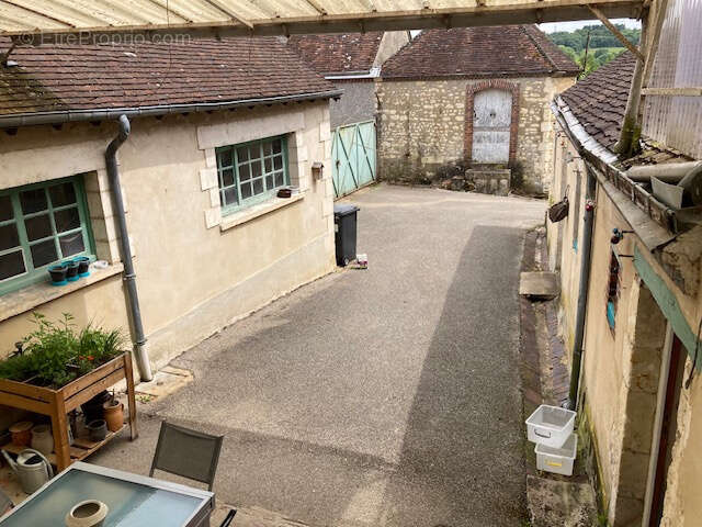 Entre La Ferté Bernard et Nogent le Rotrou, maison de pays à vendre - photo 14