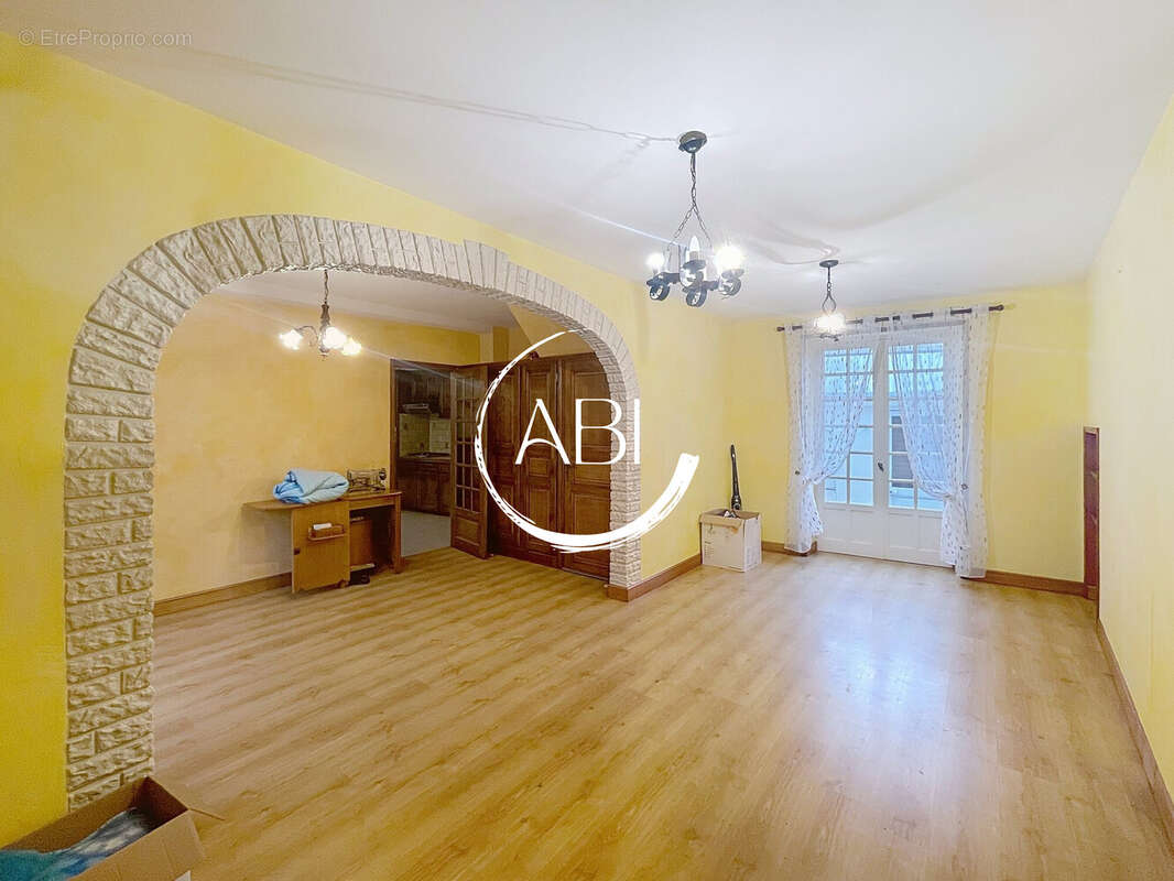 Maison à JUVIGNY-SOUS-ANDAINE