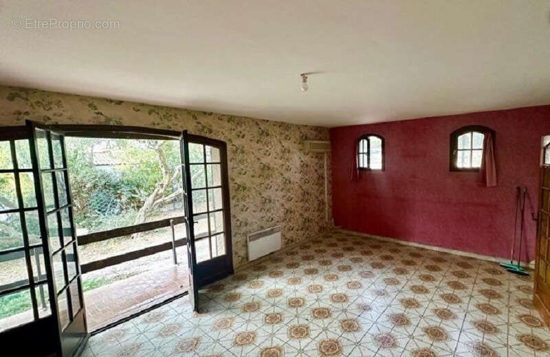 Maison à COURNONSEC