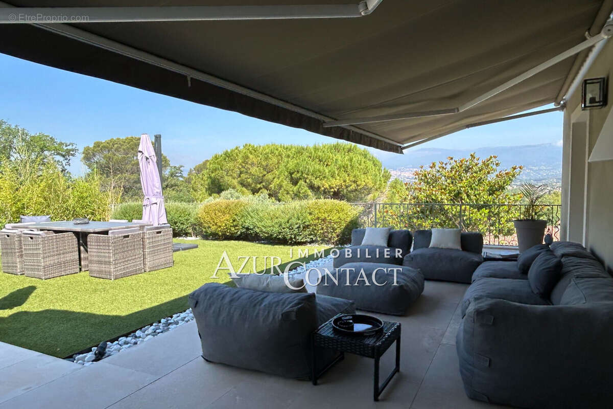 Maison à MOUGINS