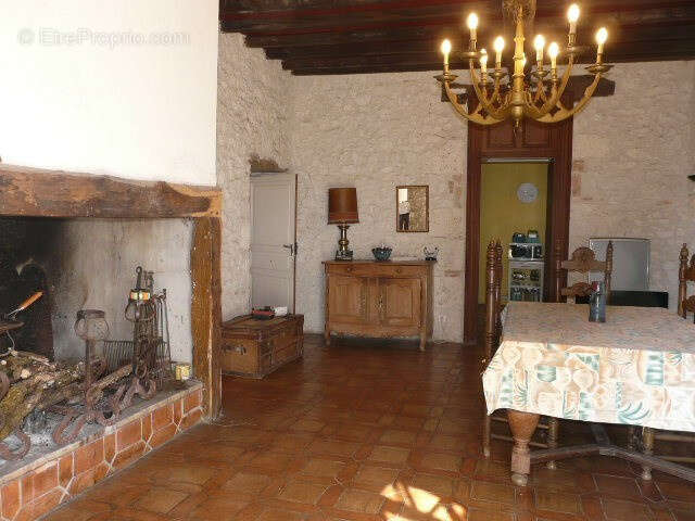 Belle maison de maître sur 10 Ha de prairies et de bois - photo 8