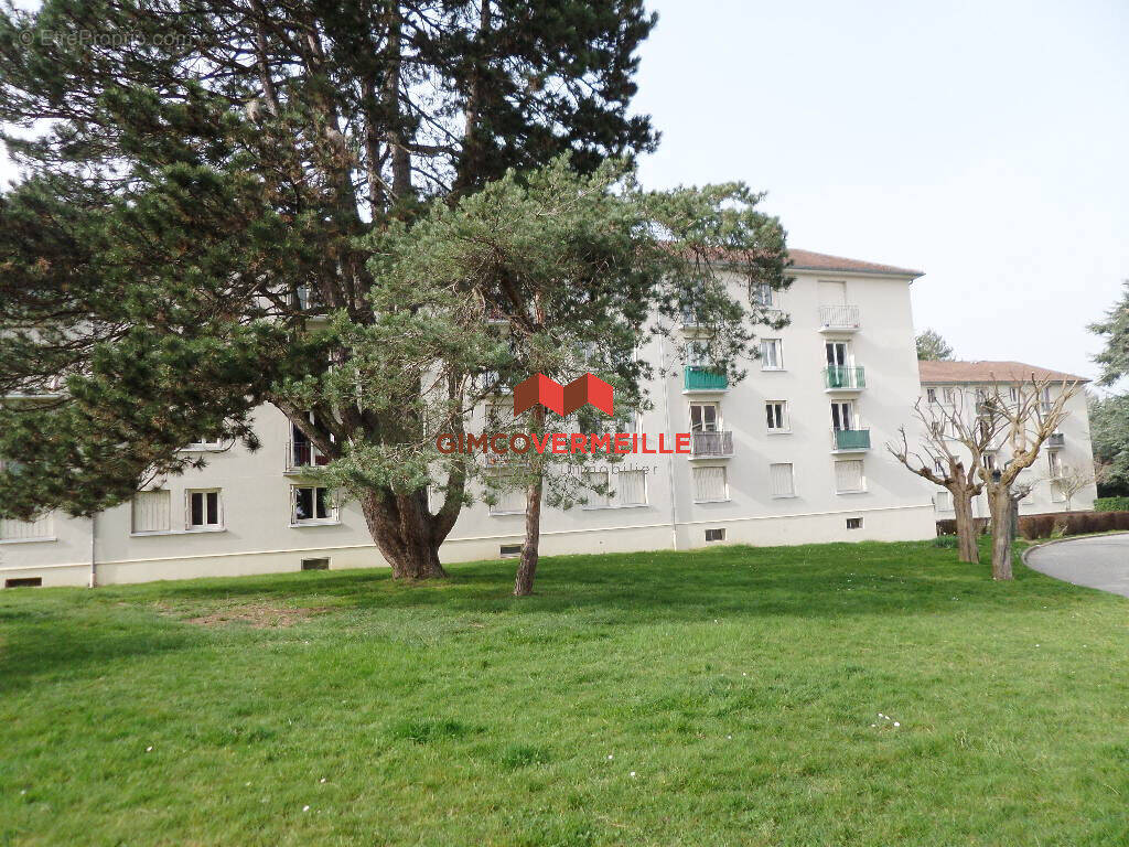 Appartement à VAUCRESSON