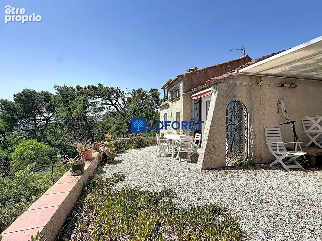 Carqueiranne - villa - photo 11