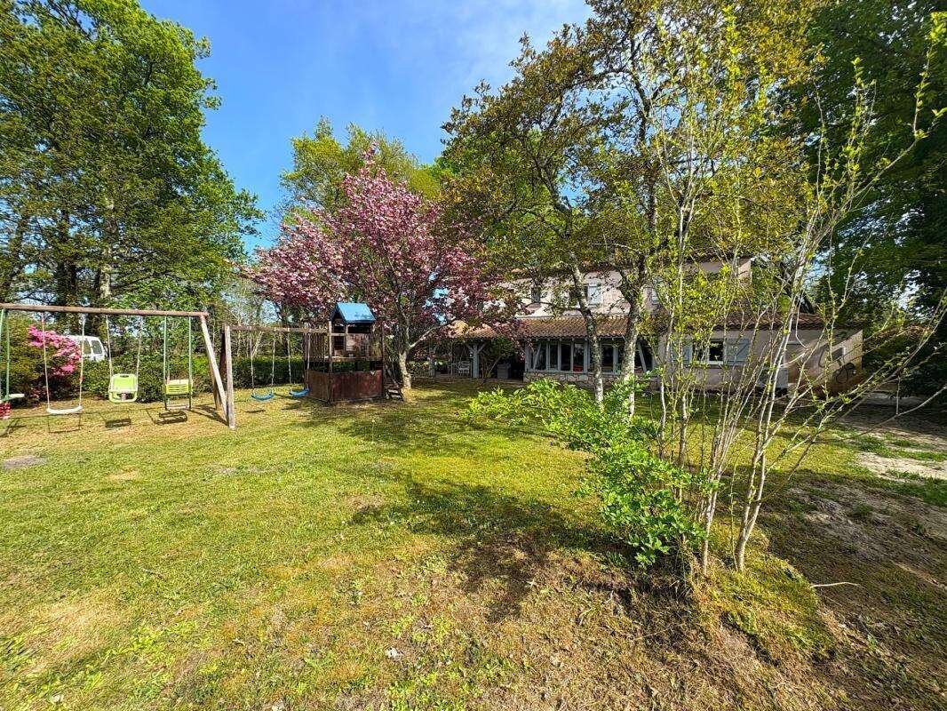 Maison à vendre 6 pièces 235m2 avec dépendance Proche MONT-DE-MARSAN (40) - photo 22