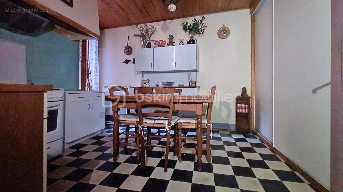 Maison à ILLE-SUR-TET