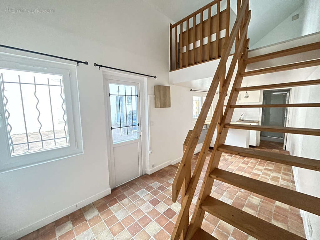 Appartement à COULOMMIERS