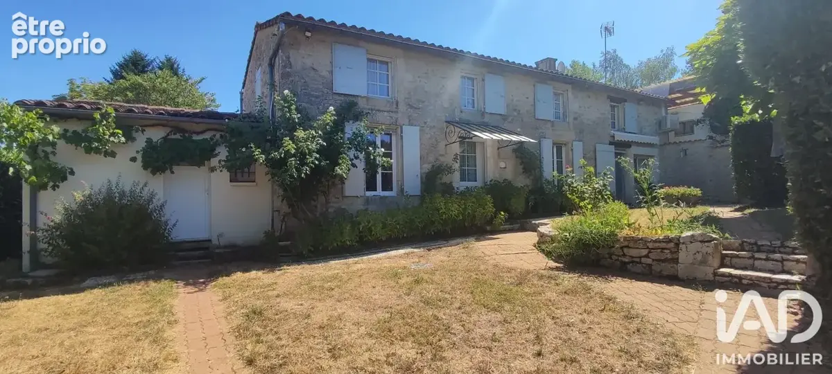 Photo 1 - Maison à SAINTE-NEOMAYE