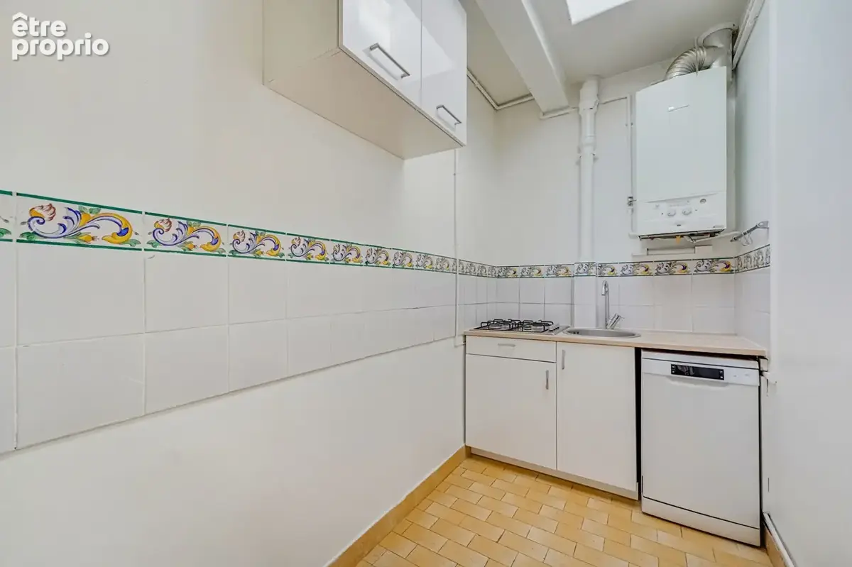 Rue lamarck, dernier etage vue degagee - photo 11