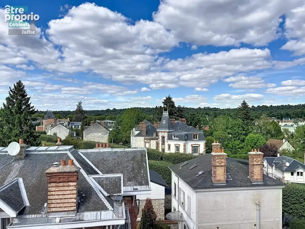 F4 dernier étage avec asceneur, lumineux, vue dégagée, 3 chambres - photo 3