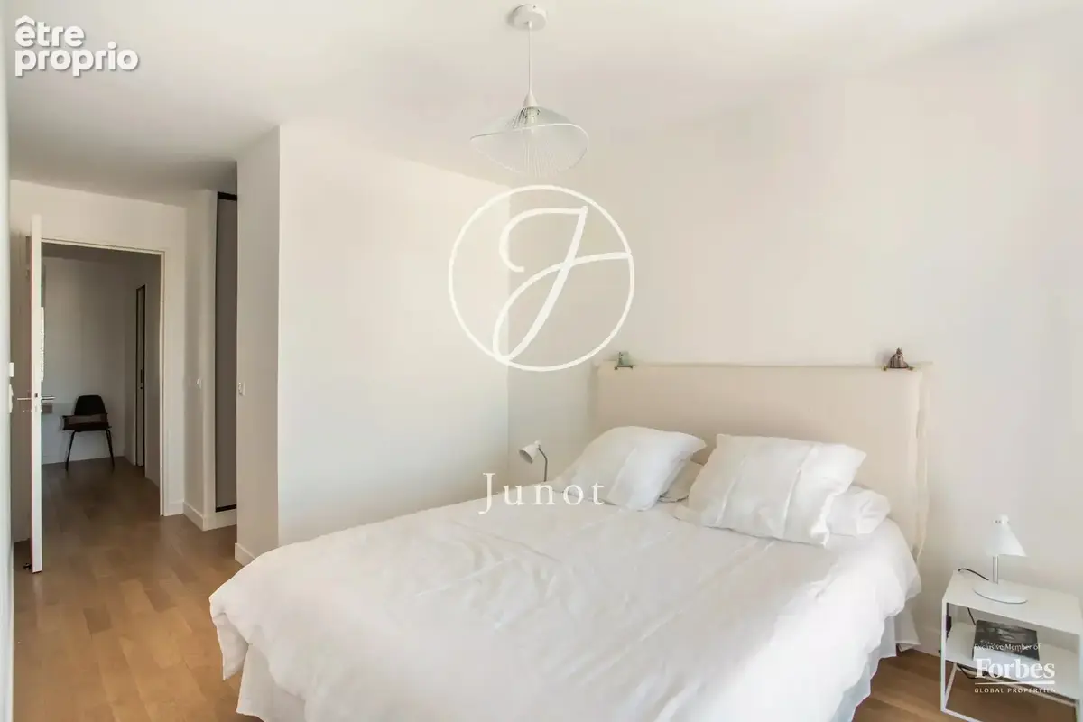 Issy-les-Moulineaux - CŒUR DE VILLE - Duplex - 84,10m² Carrez - 2 chambres - Balcon - photo 19