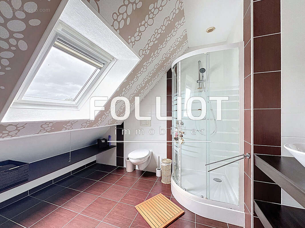 Maison à SAINT-SENIER-SOUS-AVRANCHES