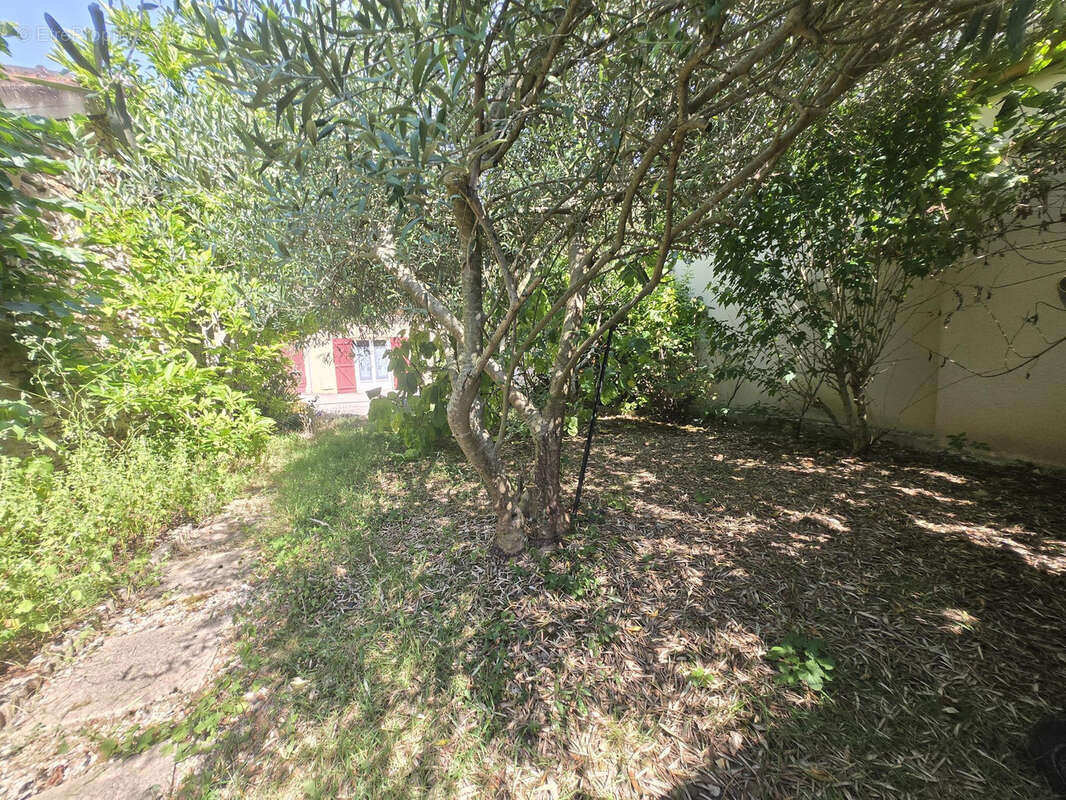 Maison à BOUSSY-SAINT-ANTOINE