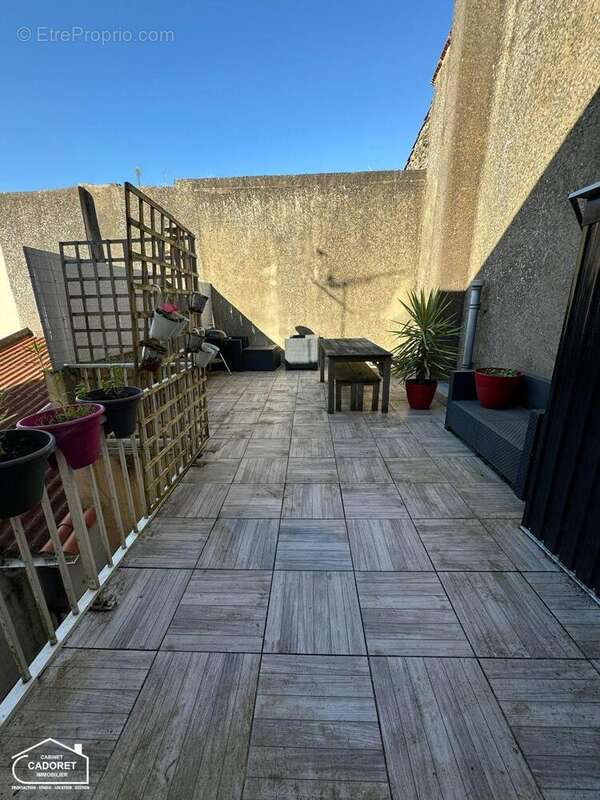   - Maison à PAIMBOEUF