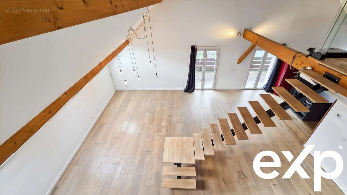 Appartement à ARTHAZ-PONT-NOTRE-DAME