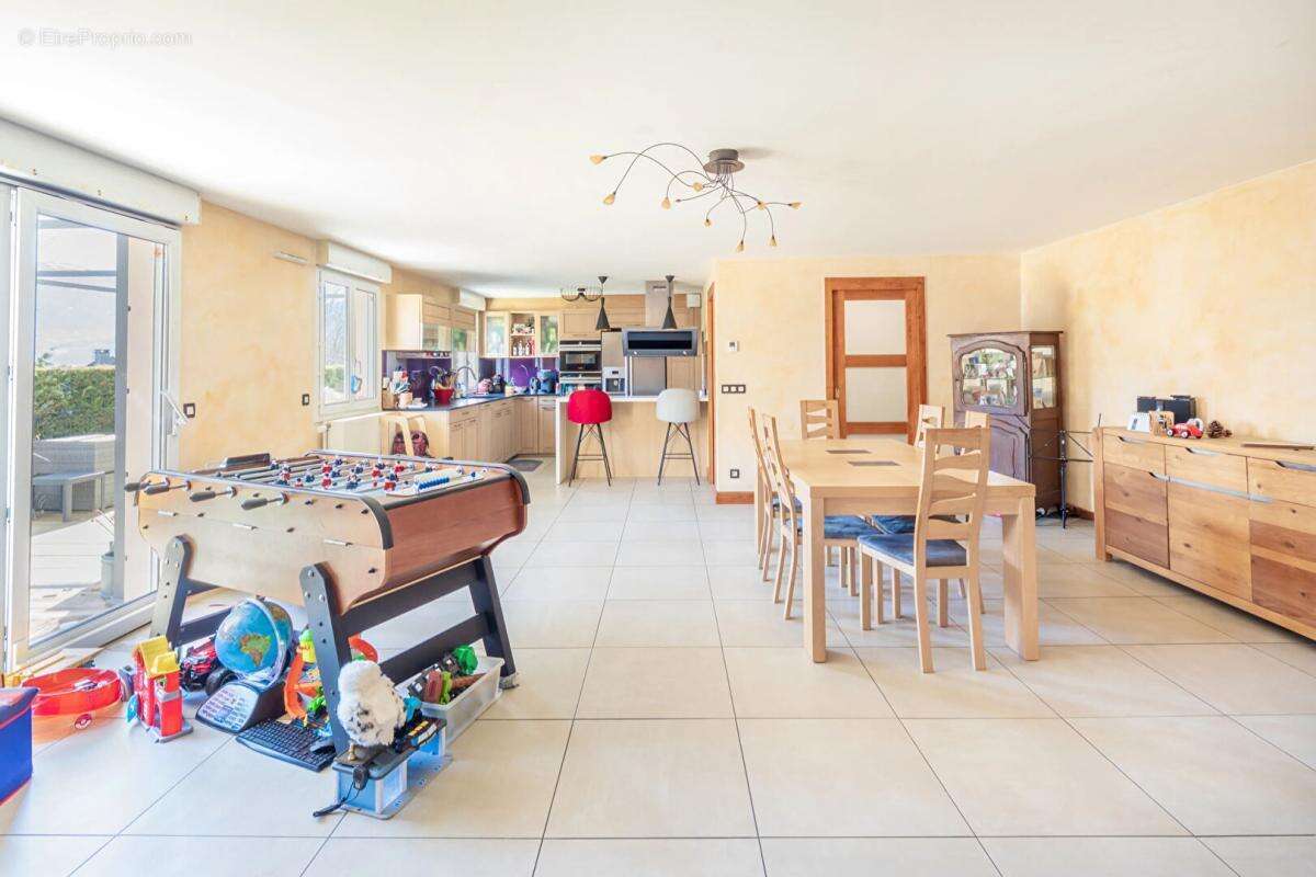 Appartement à SALLANCHES