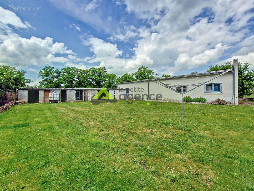 Maison à SAINT-FIEL