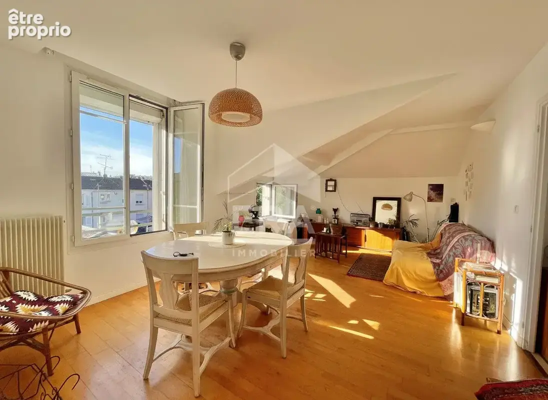 Appartement à MAISONS-ALFORT
