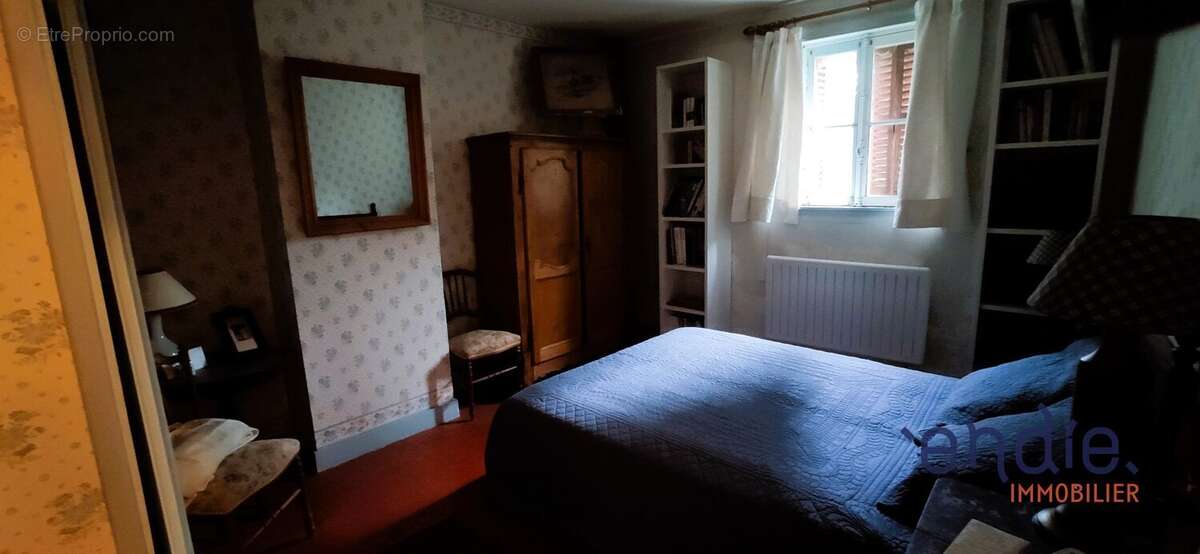 Maison à LUCAY-LE-MALE