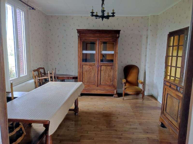 Maison à PARAY-LE-MONIAL