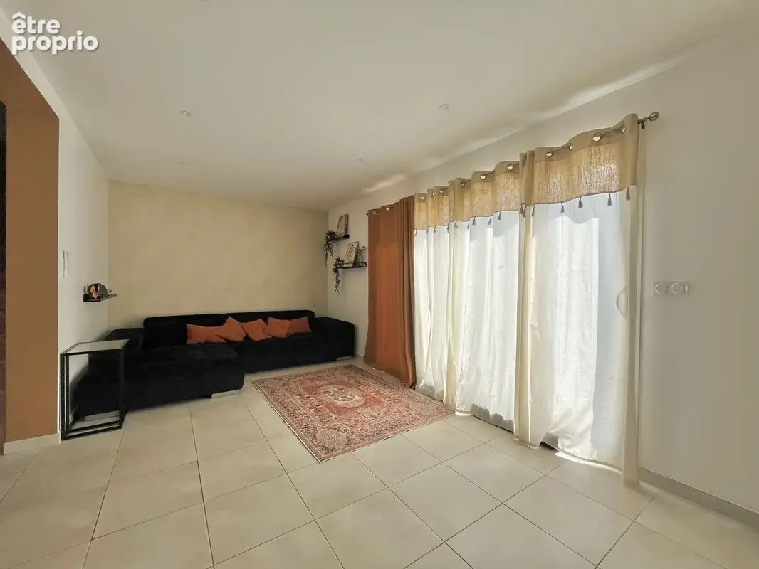 POMEROLS - VILLA de 2022 de 85 m² avec 3 chambres, garage et jardin - photo 9