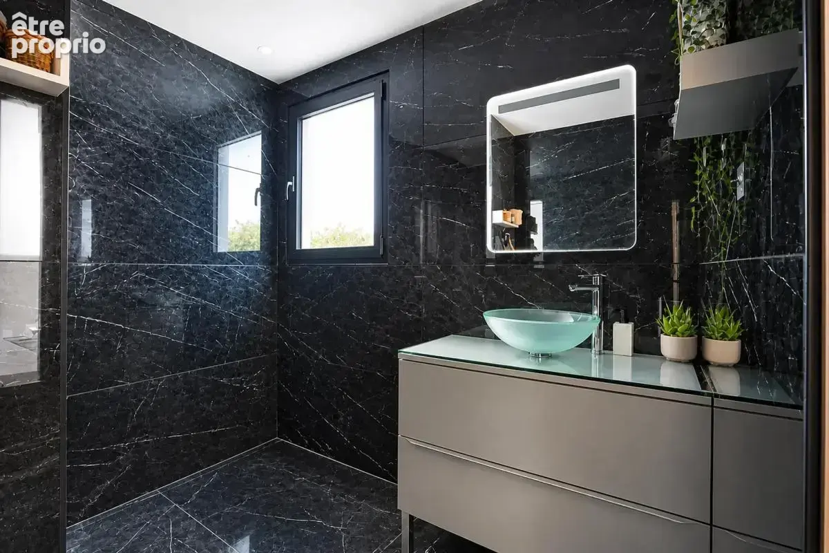 Maison de 8 pièces de 210 m² à Orthez - photo 11