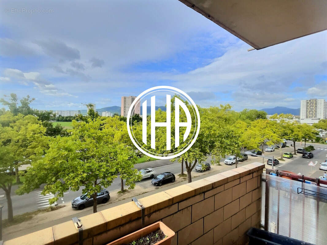 Balcon avec vue dégagée - Appartement à COLMAR