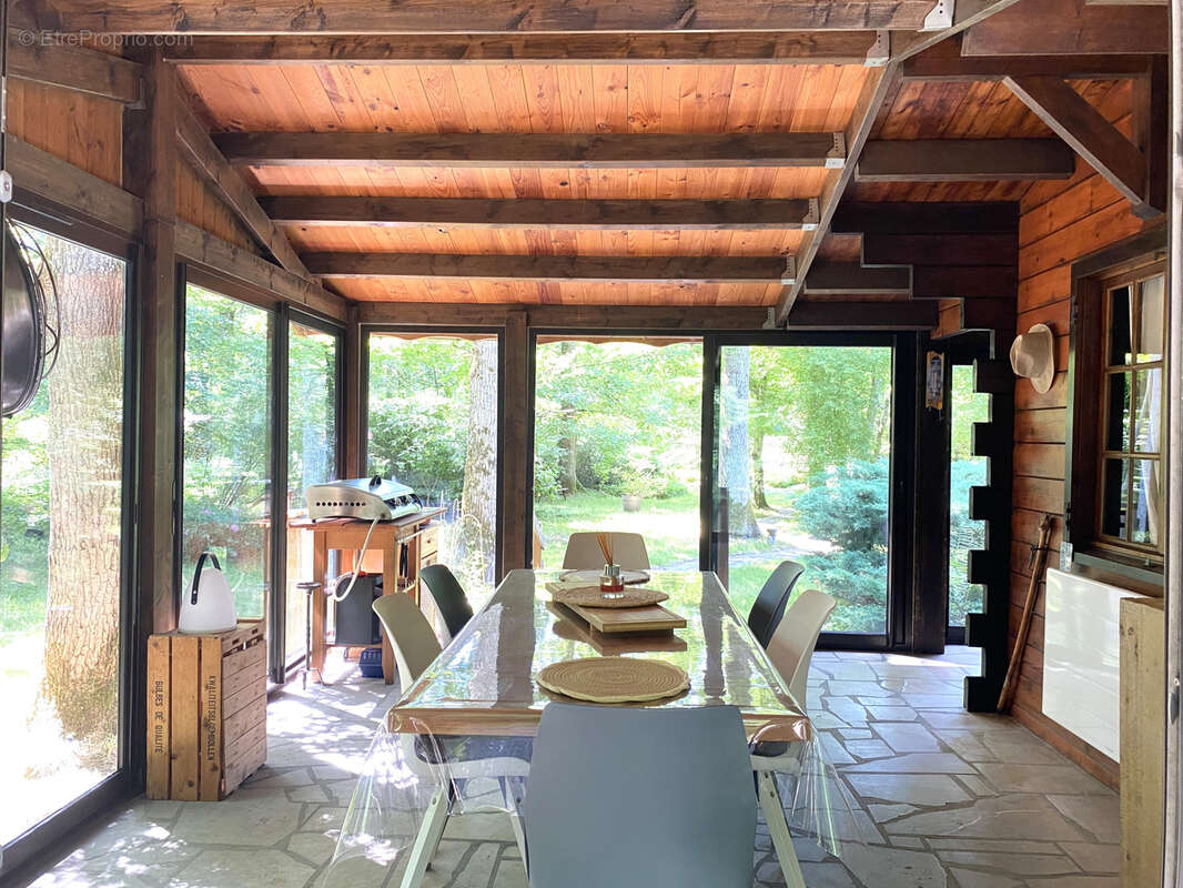 Maison à BAZOCHES-SUR-LE-BETZ