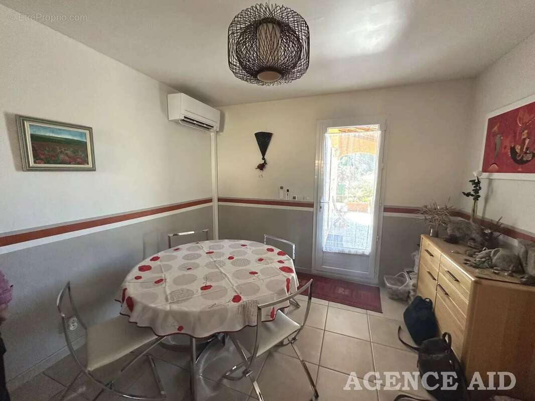 Maison à CUGES-LES-PINS