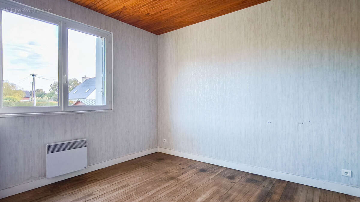 Trégunc - Secteur champêtre, maison 4 chambres et combles aménageables - photo 7