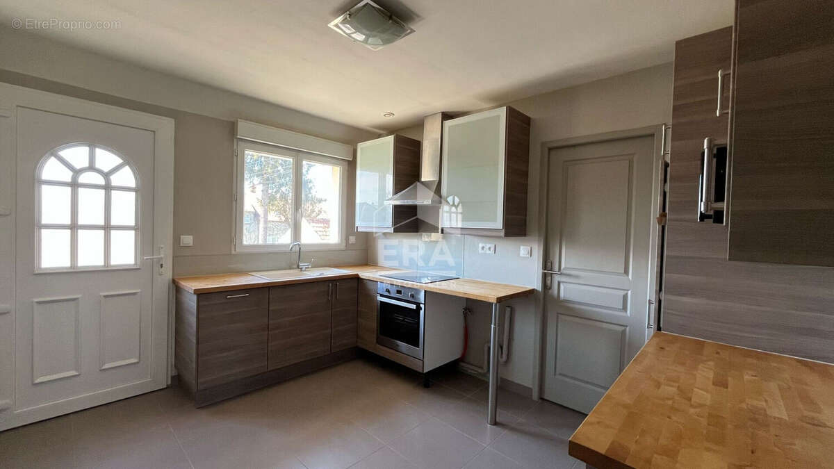 Appartement à INTVILLE-LA-GUETARD