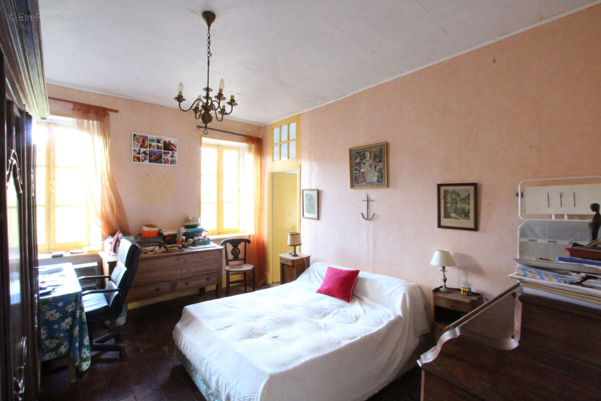 Maison à LA CHARITE-SUR-LOIRE