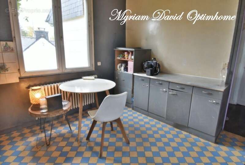 Maison à MUR-DE-BRETAGNE